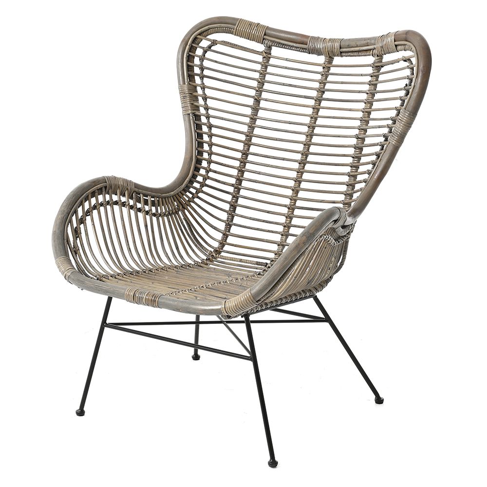 Καρέκλα από φυσικό rattan με μεταλλικά πόδια